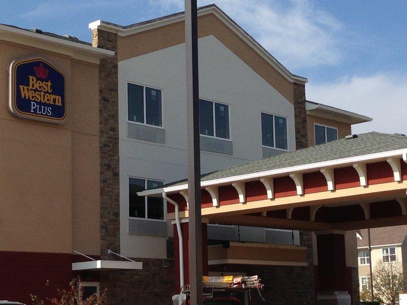 Best Western Plus Boardman Inn & Suites Poland Phòng bức ảnh