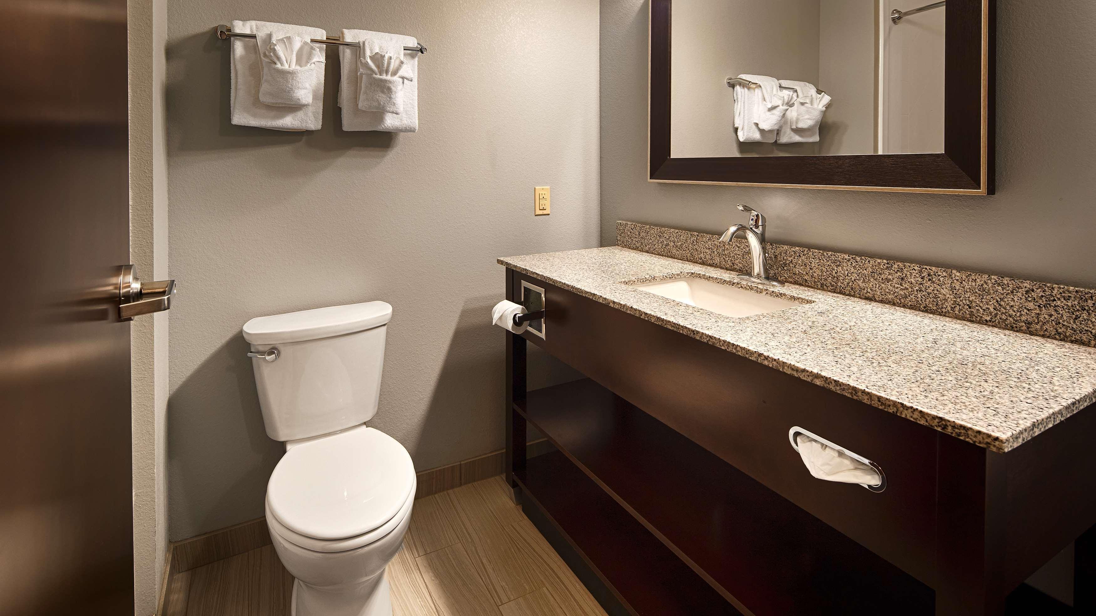 Best Western Plus Boardman Inn & Suites Poland Ngoại thất bức ảnh