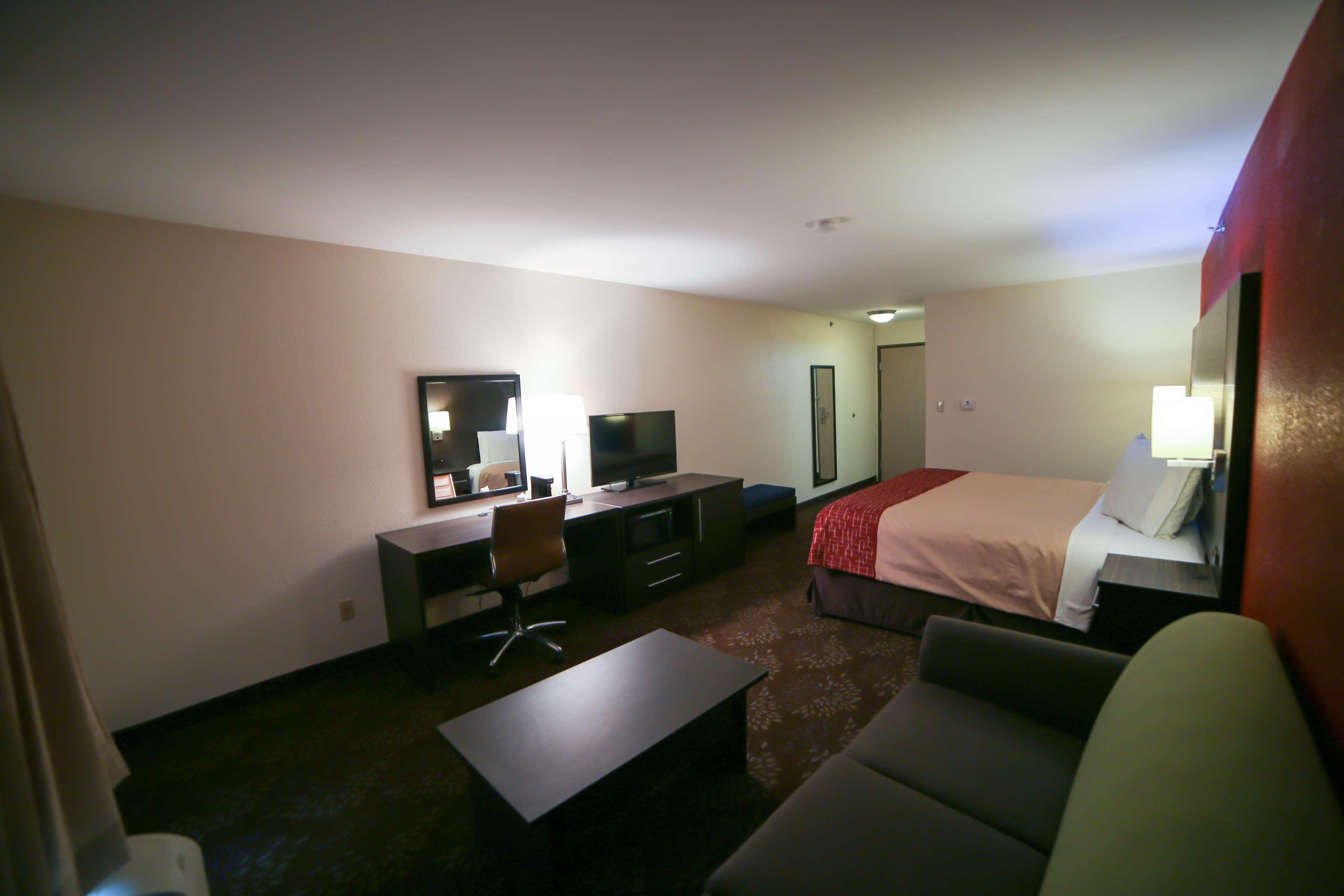 Best Western Plus Boardman Inn & Suites Poland Ngoại thất bức ảnh
